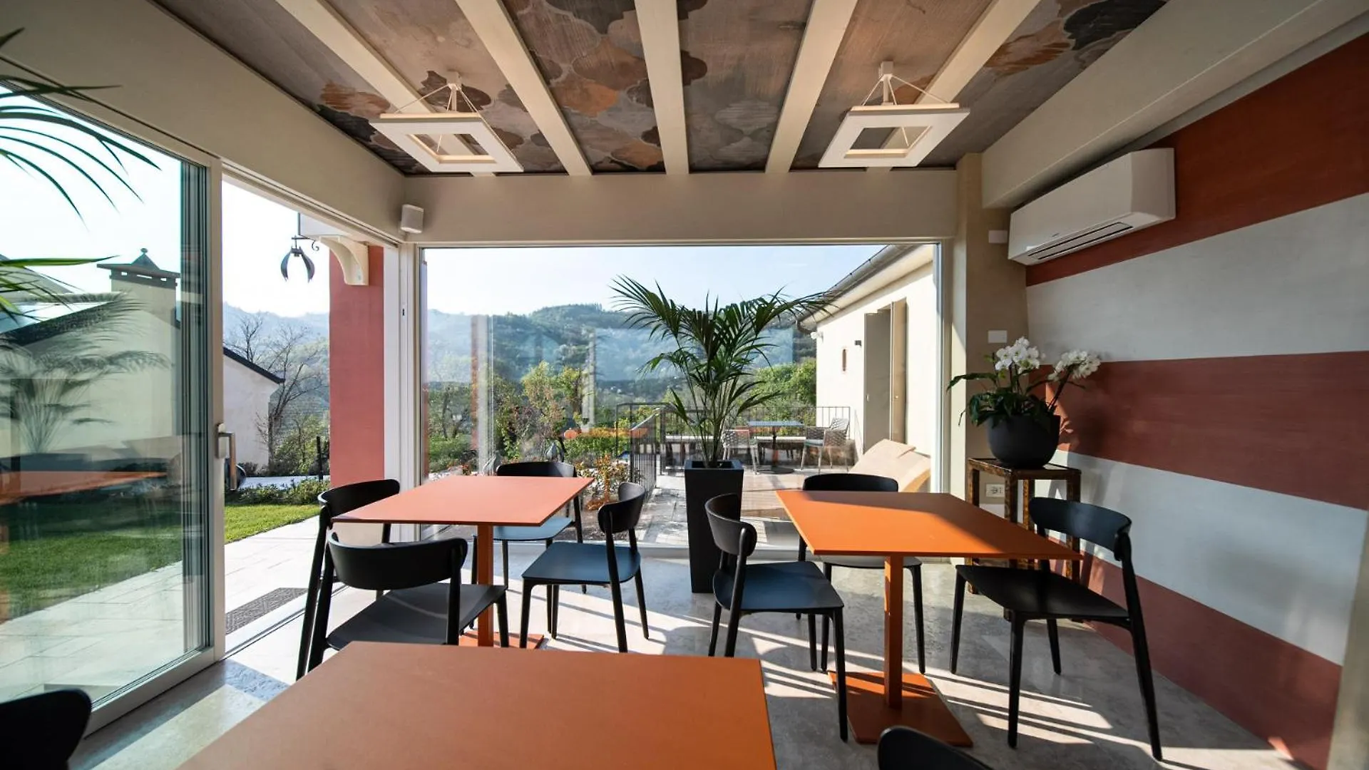 Tenuta Duchi Corbanus Corbanese Aparthotel